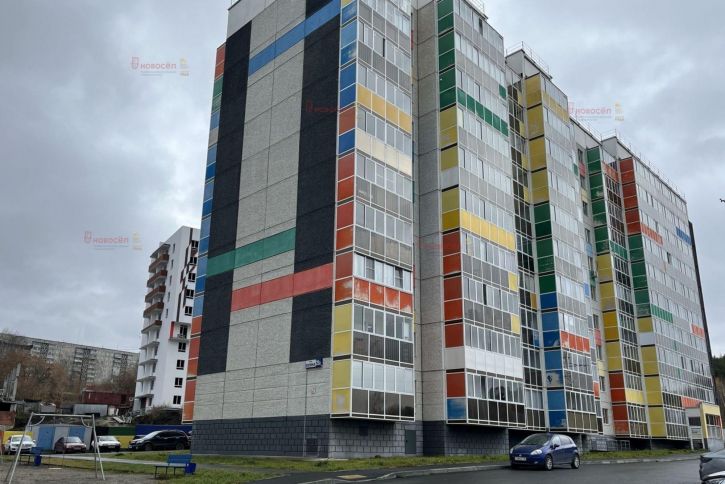 2-комн квартира Емлина 29А