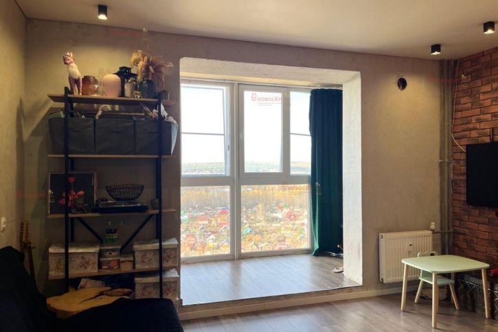 2-комн квартира Емлина 29А