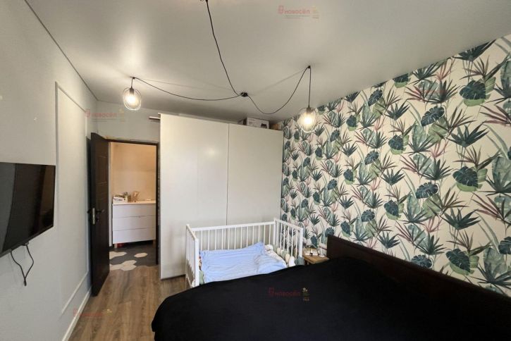 2-комн квартира Емлина 29А