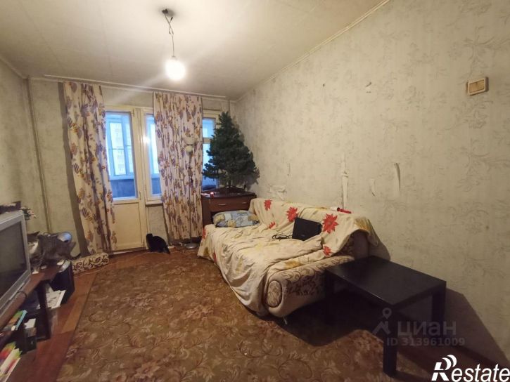 4-комн квартира ул Емлина, 5,  д. 5