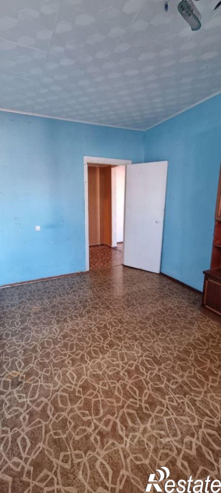 2-комн квартира проспект Космонавтов, 15,  д. 15