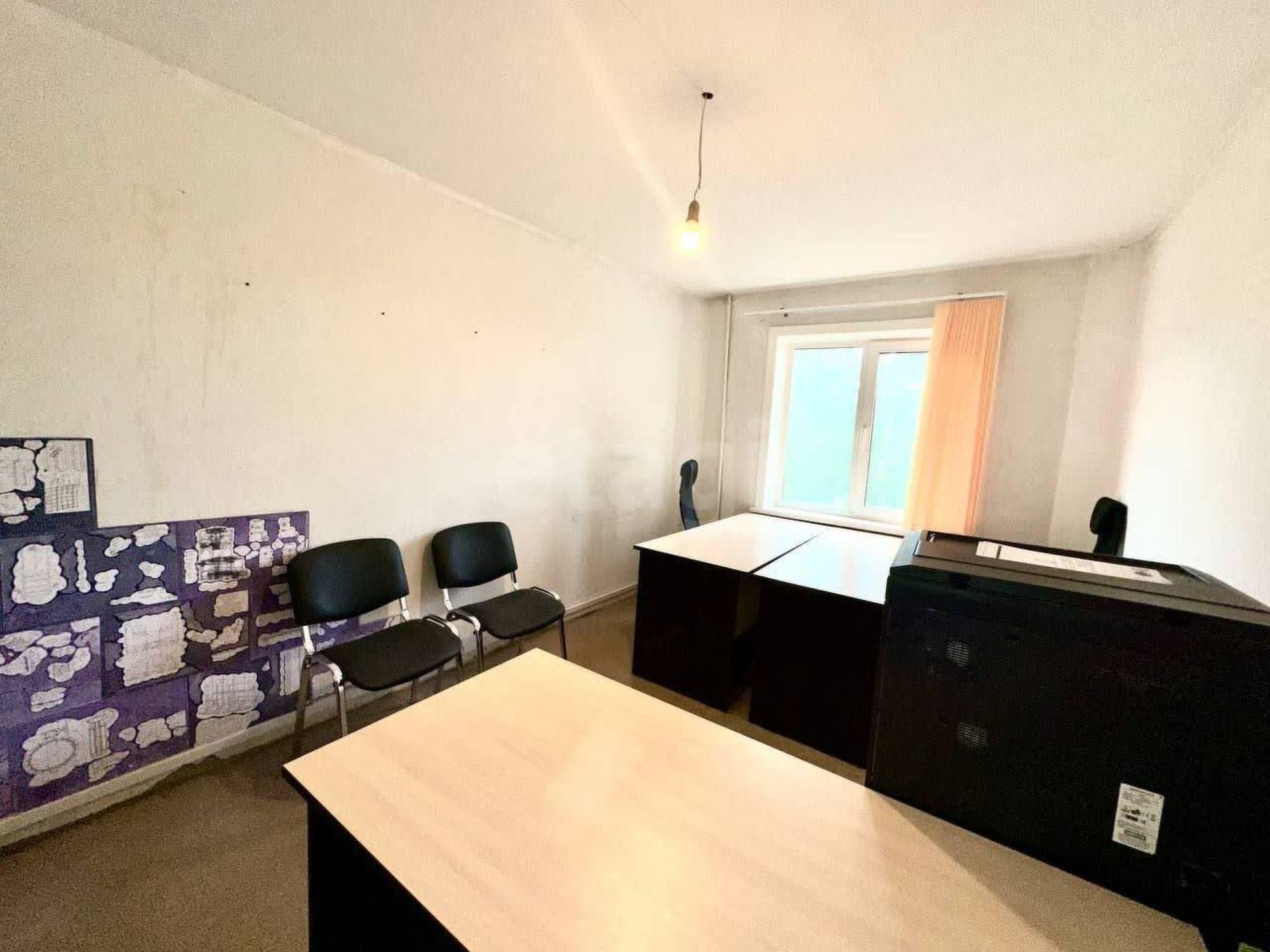 Купить помещение свободного назначения за 14 000 000 рублей на проспект Космонавтов