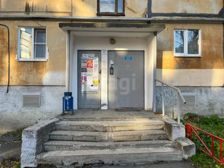 2-комн квартира улица Ленина