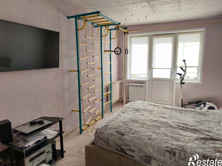 3-комн квартира улица Ватутина, 72,  д. 72