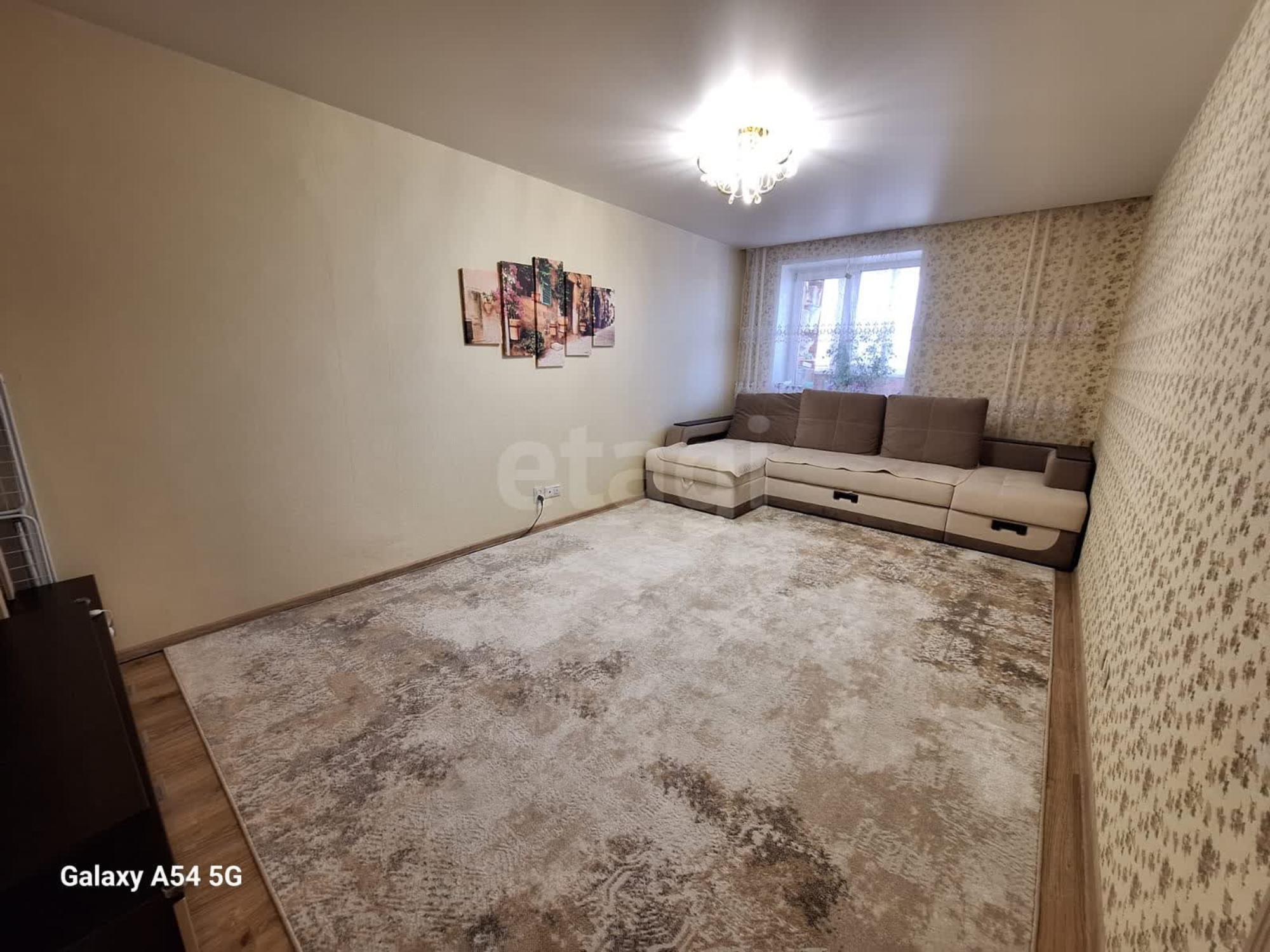 Купить квартиру за 4 700 000 рублей на улица Емлина