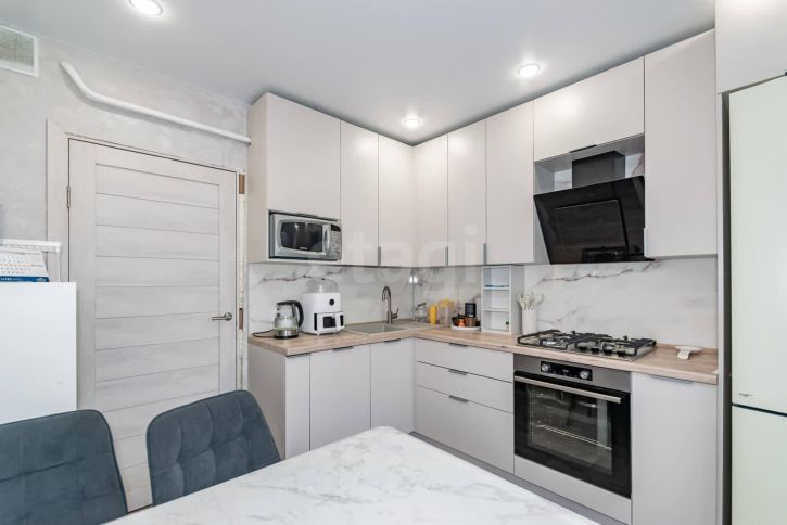 4-комн квартира улица Ленина