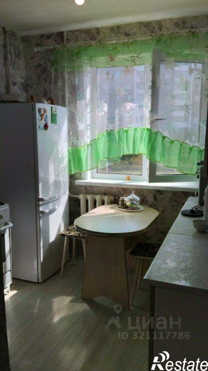 1-комн квартира улица Емлина, 18Б,  д. 18Б