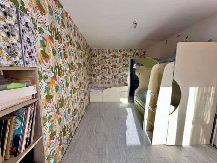 2-комн квартира проспект Космонавтов