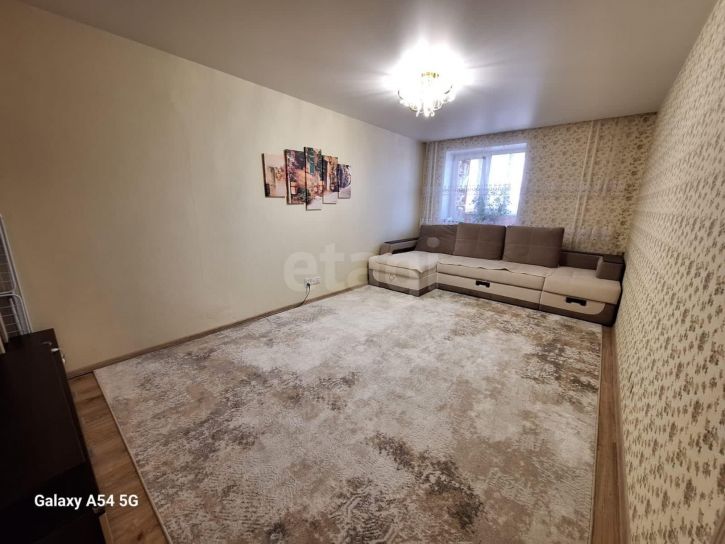 2-комн квартира улица Емлина