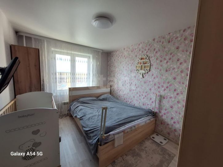 2-комн квартира улица Емлина