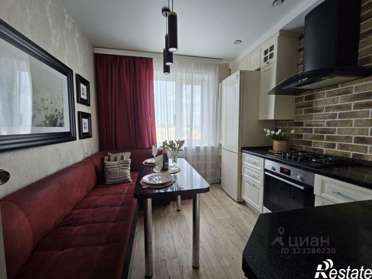 4-комн квартира улица Сантехизделий, 31,  д. 31