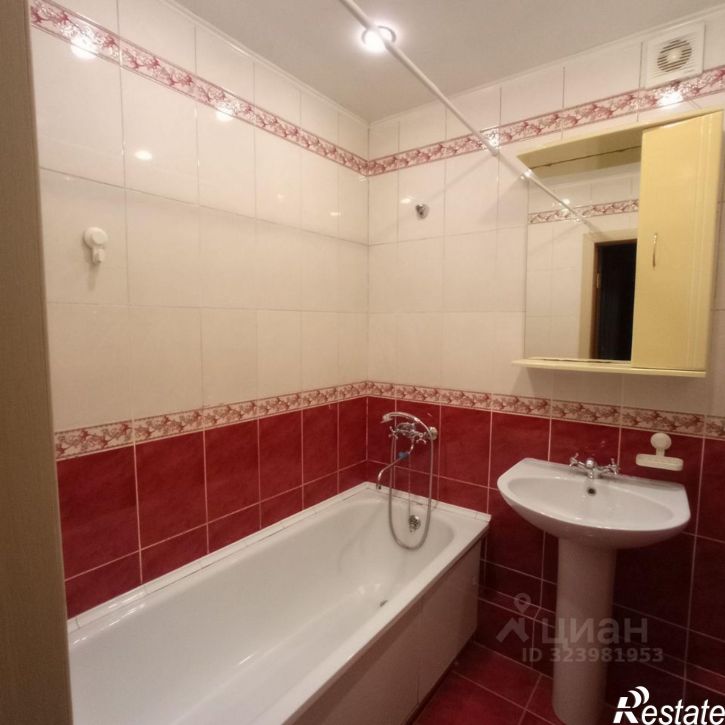 2-комн квартира проспект Ильича, 10,  д. 10