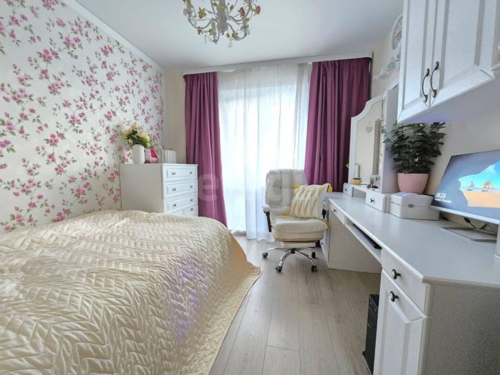 4-комн квартира улица Сантехизделий