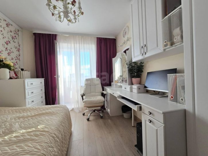 4-комн квартира улица Сантехизделий