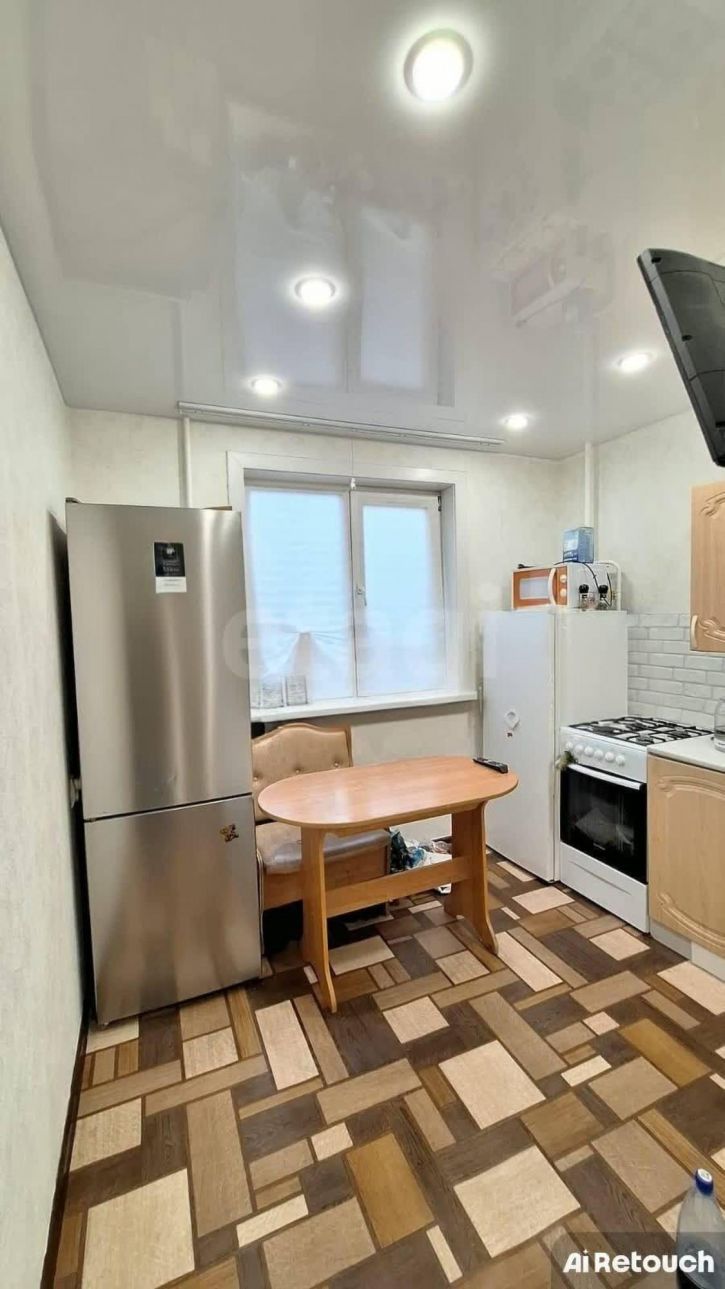 2-комн квартира улица Емлина