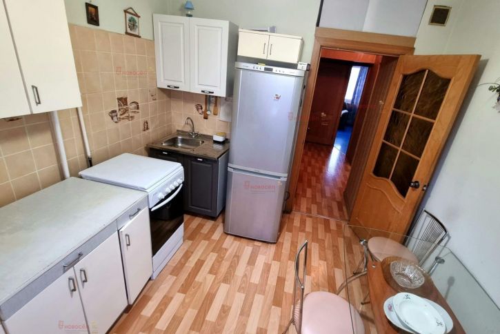 3-комн квартира Данилова 7