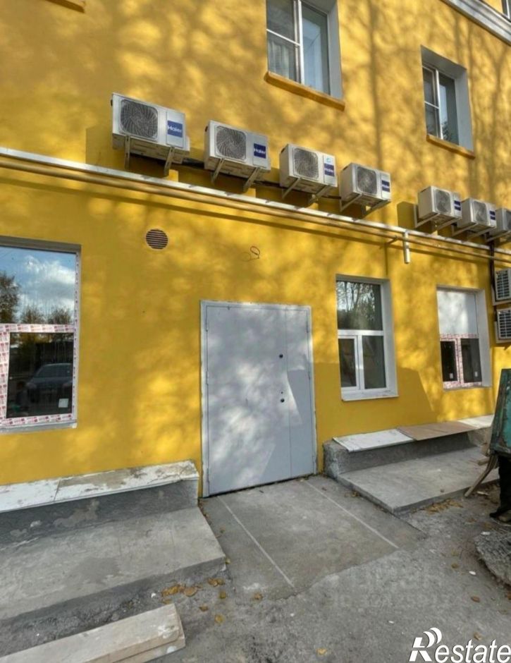 Помещение свободного назначения улица Ватутина, 37,  д. 37