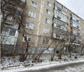 2-комн, 52кв м, этаж 1/5 ленина, 17