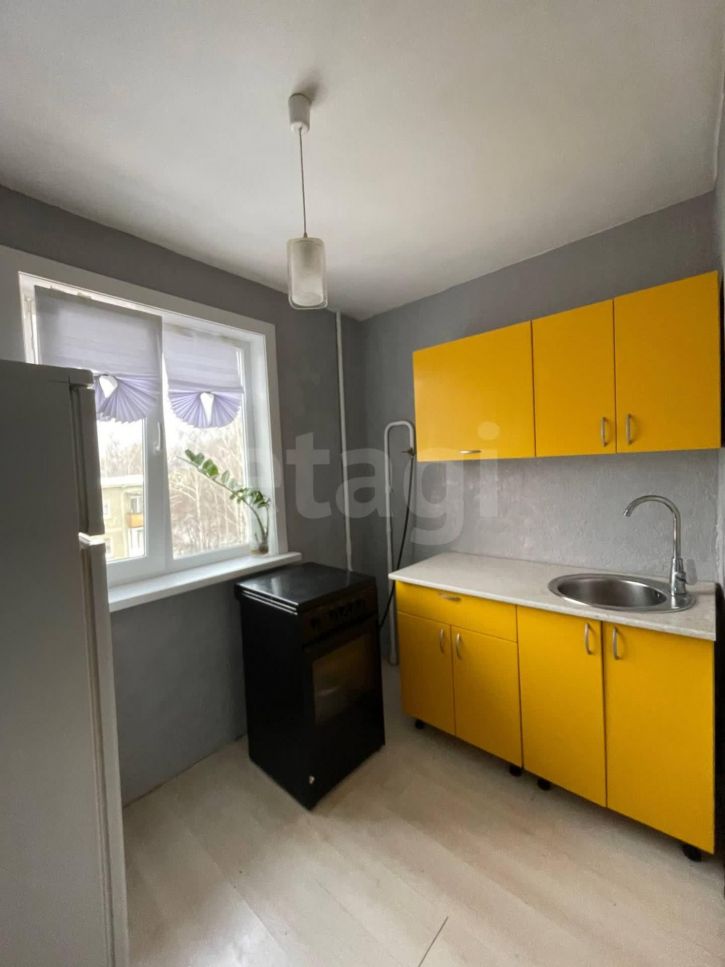 2-комн квартира проспект Космонавтов