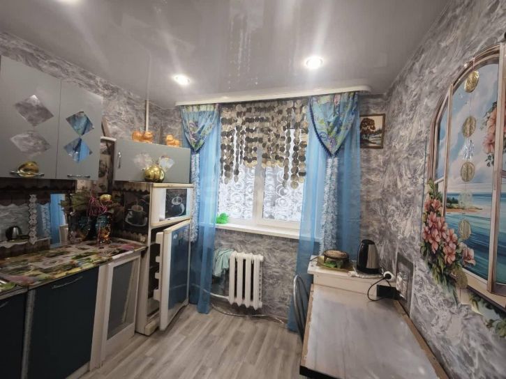 1-комн квартира улица Емлина