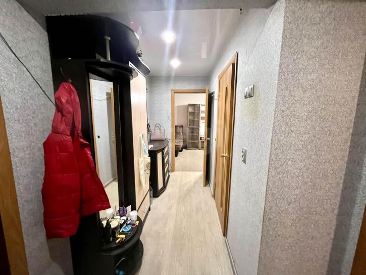 2-комн квартира улица Вайнера