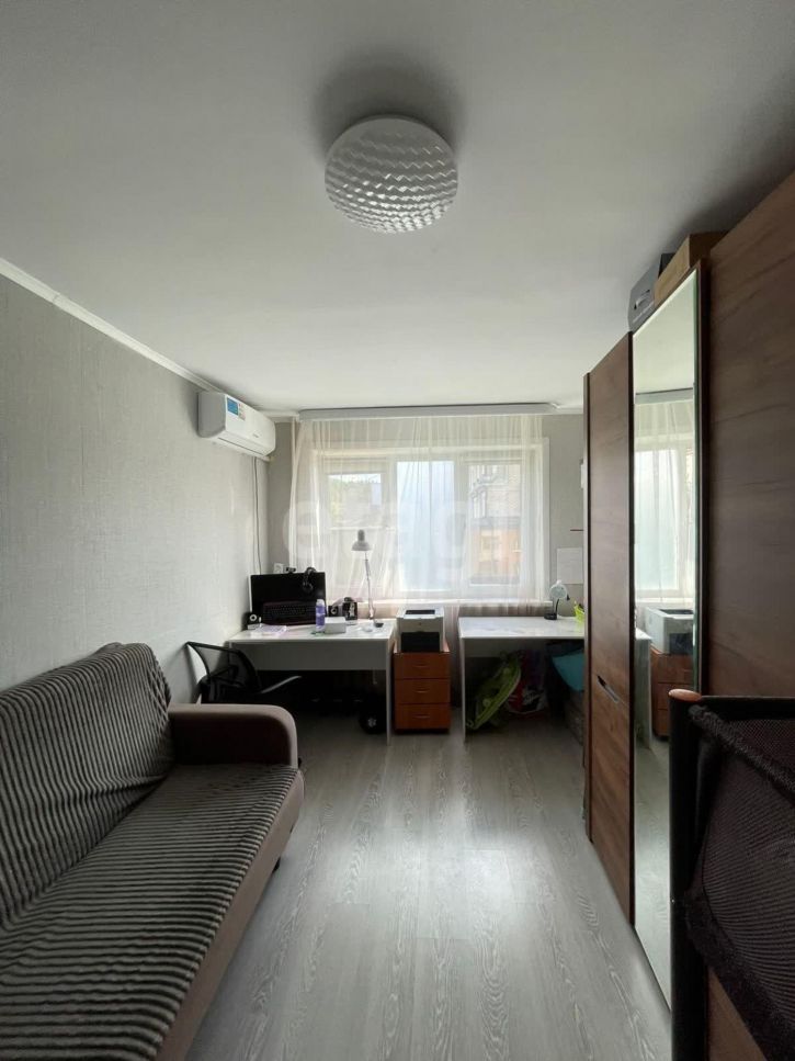 2-комн квартира проспект Космонавтов