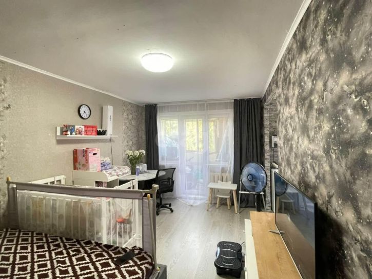 2-комн квартира проспект Космонавтов