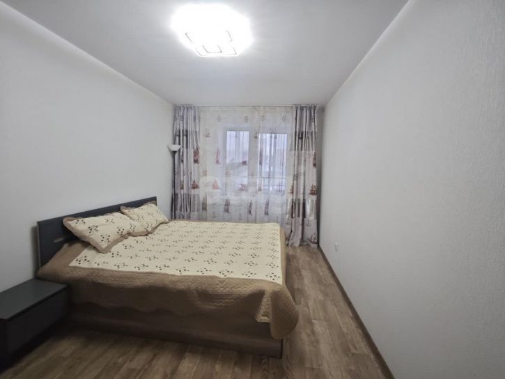 3-комн квартира улица Сакко и Ванцетти