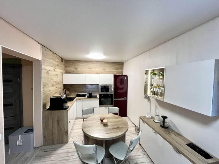 1-комн квартира улица Емлина