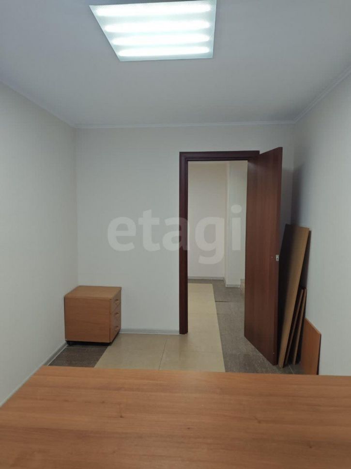 3-комн квартира улица Ватутина