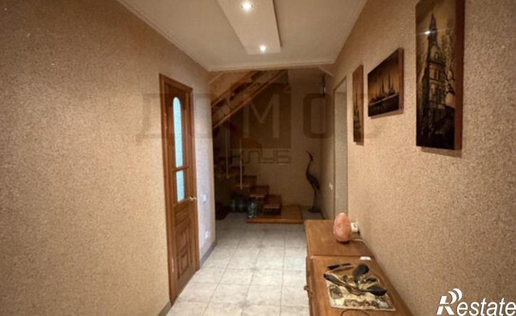 4-комн квартира ул Ватутина, 47Б,  д. 47Б