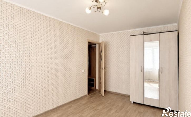 2-комн квартира улица Ватутина, 49А,  д. 49А
