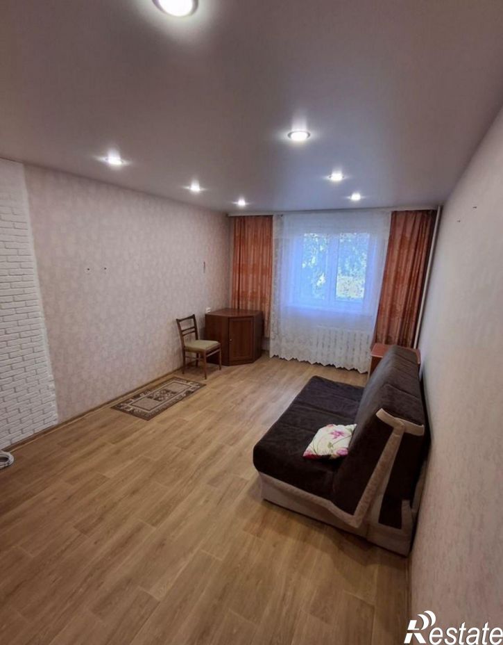 1-комн квартира улица Емлина, 20,  д. 20