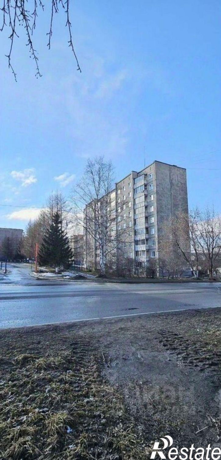 2-комн квартира пр-кт Космонавтов, 27,  д. 27
