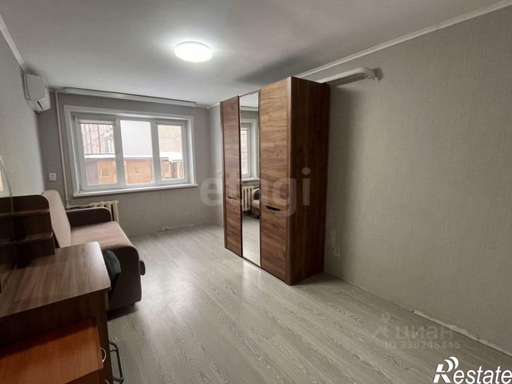 2-комн квартира проспект Космонавтов, 4,  д. 4