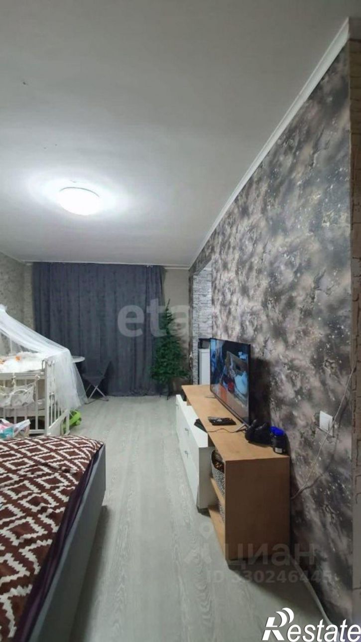 2-комн квартира проспект Космонавтов, 4,  д. 4