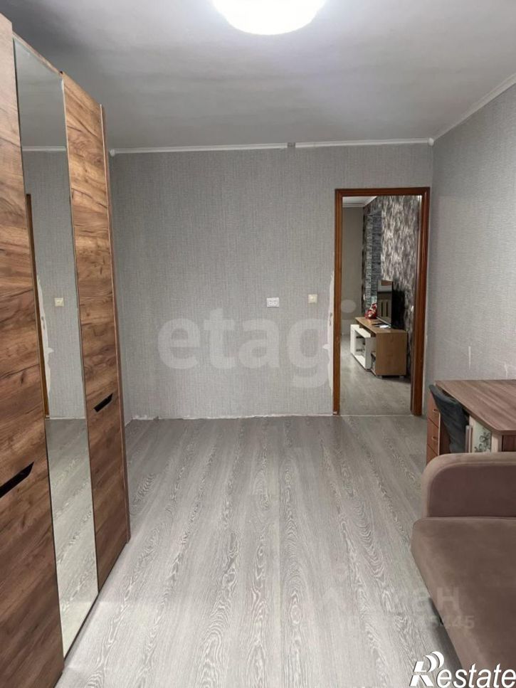 2-комн квартира проспект Космонавтов, 4,  д. 4