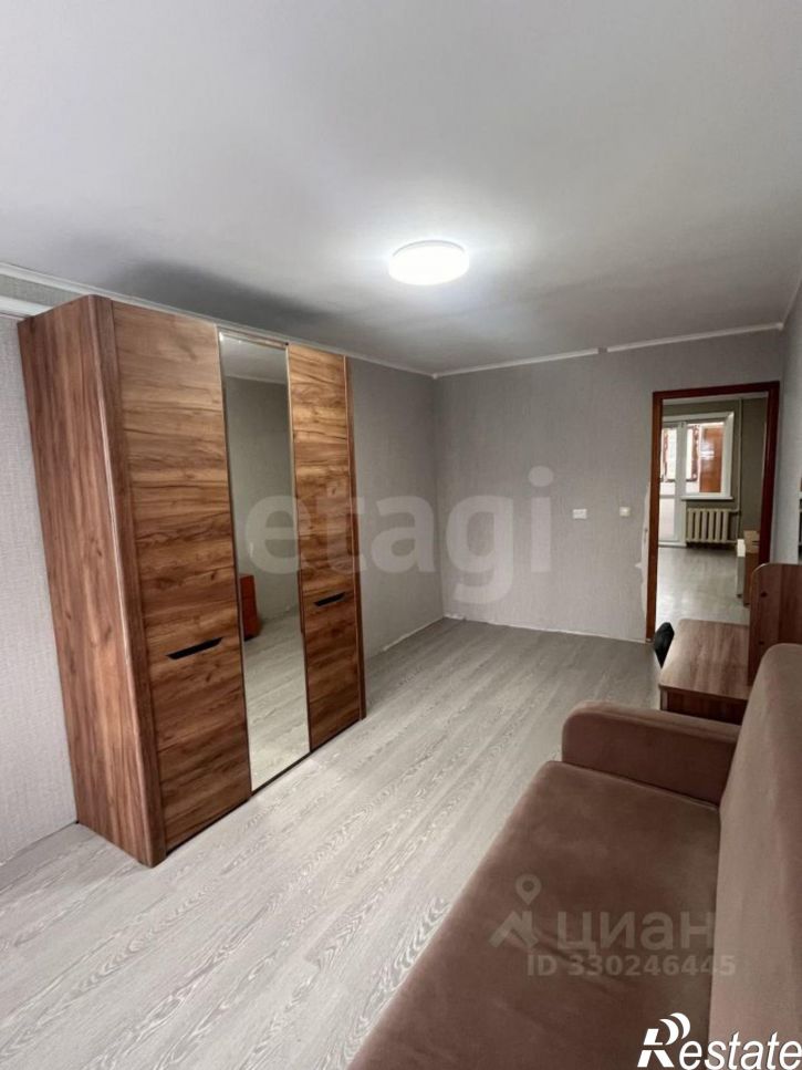 2-комн квартира проспект Космонавтов, 4,  д. 4
