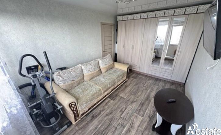 2-комн квартира улица Емлина, 18А,  д. 18А