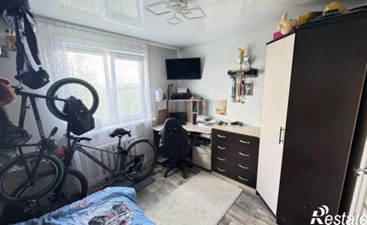 2-комн квартира улица Емлина, 18А,  д. 18А