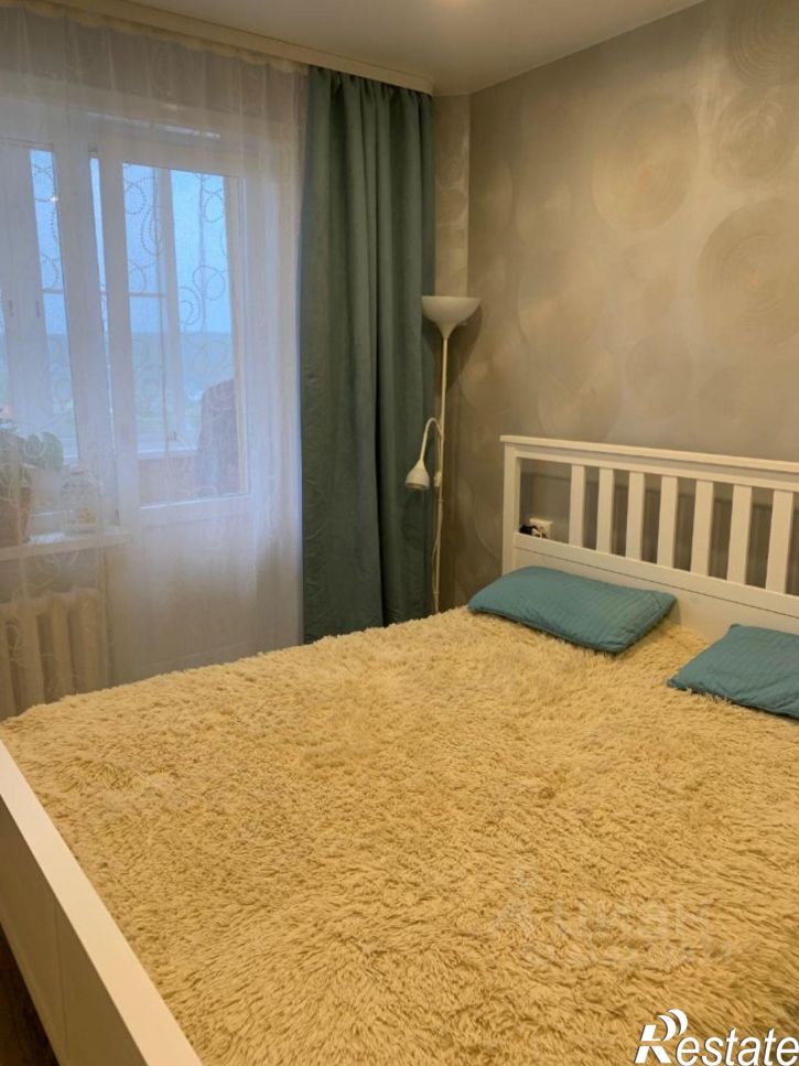 4-комн квартира улица Сакко и Ванцетти, 1А,  д. 1А