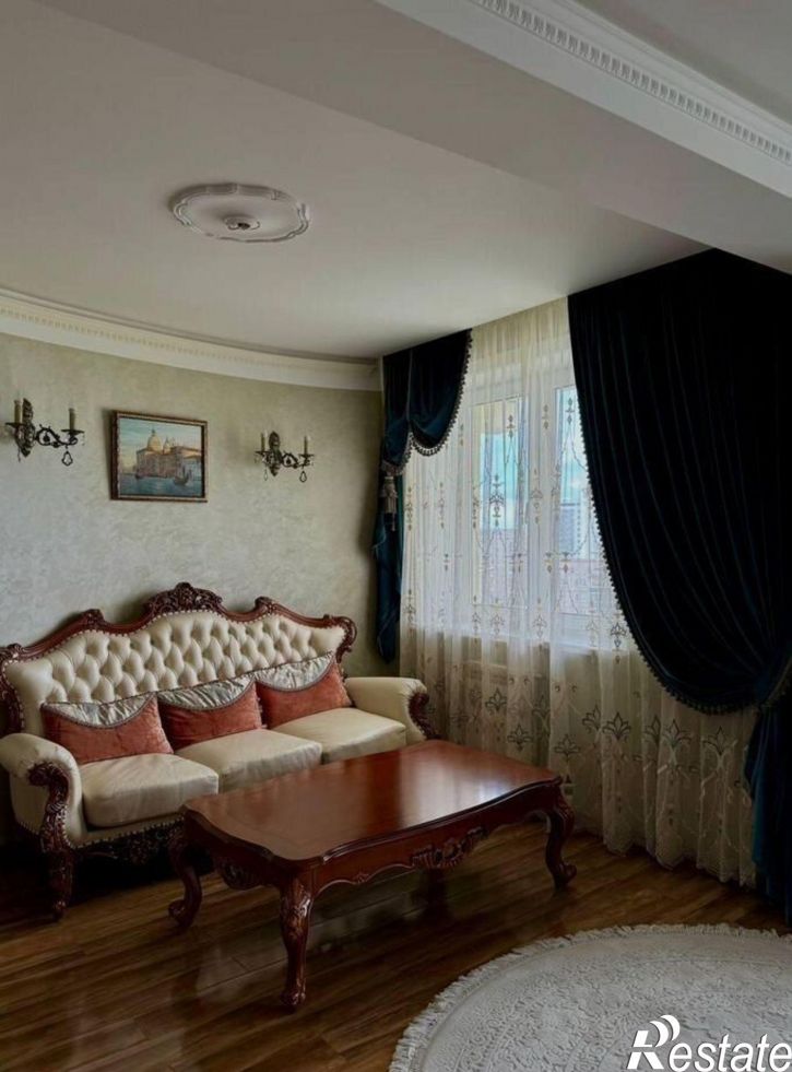 4-комн квартира ул Ватутина, 72а,  д. 72а