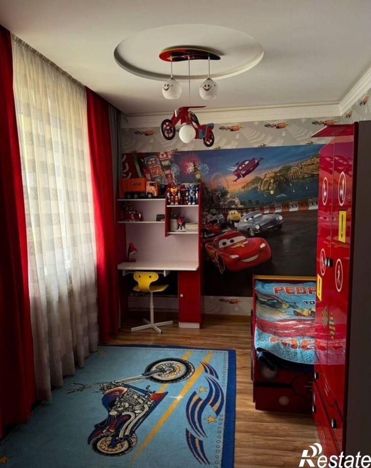 4-комн квартира ул Ватутина, 72а,  д. 72а