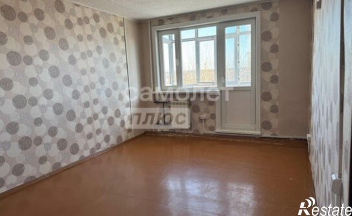 3-комн квартира ул Емлина, 2,  д. 2