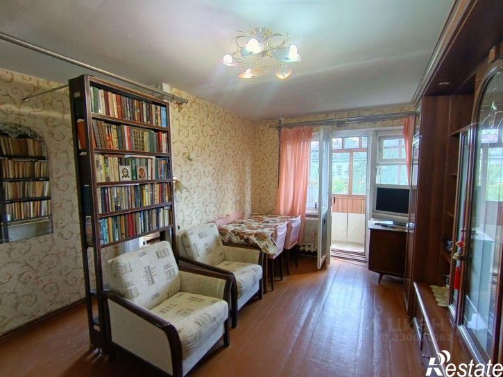 2-комн квартира улица Ватутина, 64,  д. 64