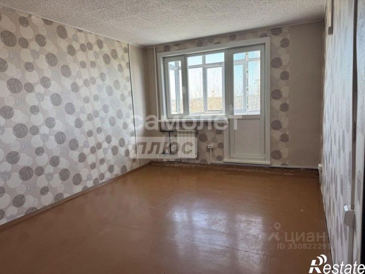 3-комн квартира ул Емлина, 2,  д. 2