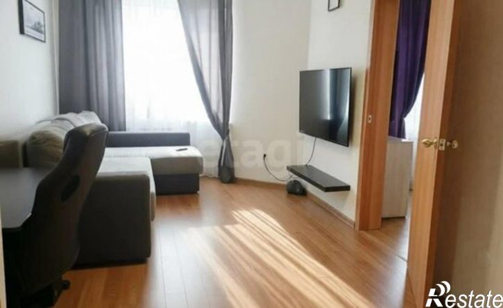2-комн квартира улица Сакко и Ванцетти, 10,  д. 10