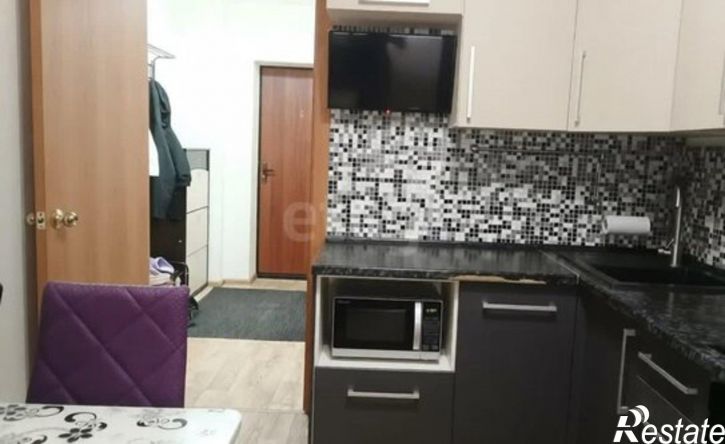 2-комн квартира улица Сакко и Ванцетти, 10,  д. 10