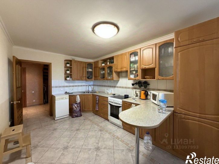 4-комн квартира улица Ватутина, 47Б,  д. 47Б