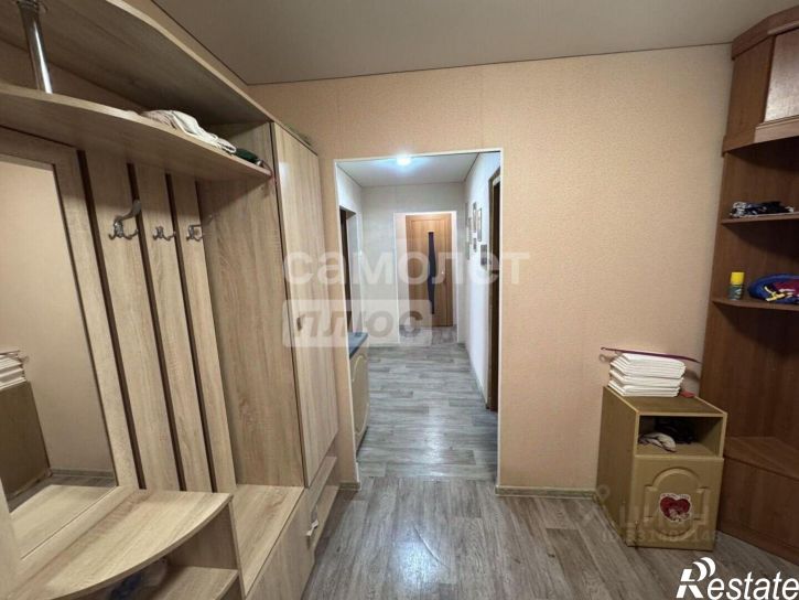2-комн квартира улица Емлина, 27,  д. 27